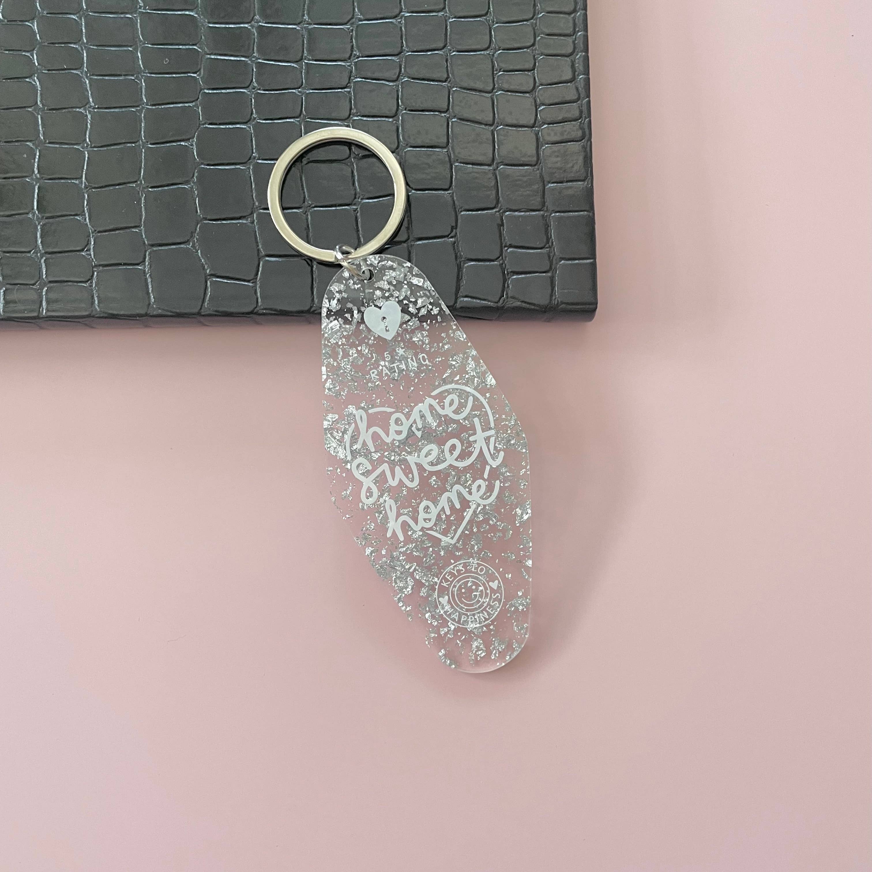 Dolly’s Doodles – wholesale Keychain – Women's – Home Sweet Home Silver Flake Motel Keyring1
