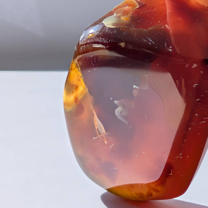 Bernstein "Die Träne der Sonne" | Schutz & Leidenschaft (39,48g) für den Großhandel von Temple of desire