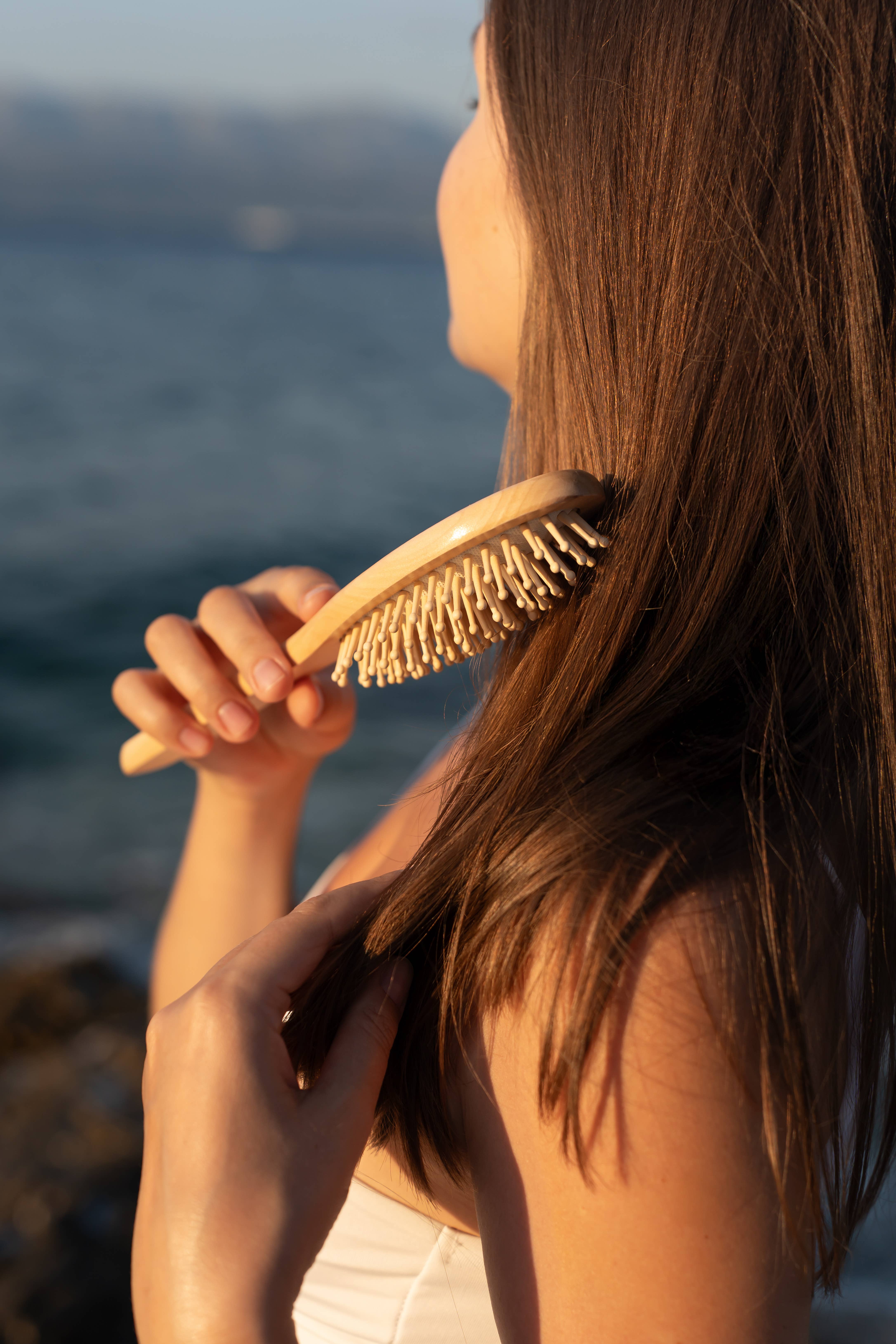 Croll & Denecke – Großhandel Haarbürste/Kamm – Haarbürste Natur mit Holz Eco Wellness nachhaltig und vegan2