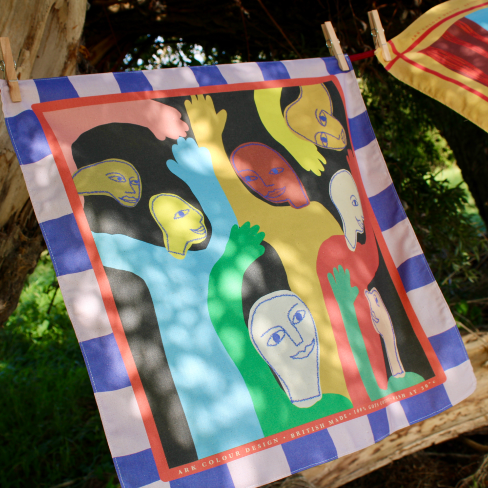 Ark Colour Design – Großhandel Bandana – Unisex – Halstuch Big Waves, Happy Faces1