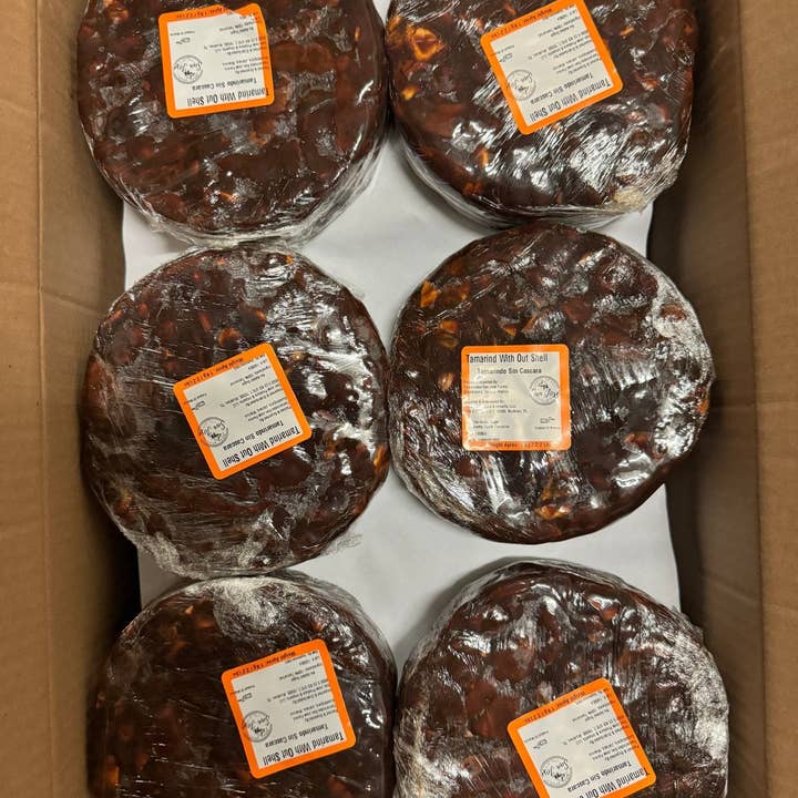 San Jose Produce & Imports LLc - Wholesale Dried/Dehydrated Fruit - Peeled mexican Tamarind Bulk Box1