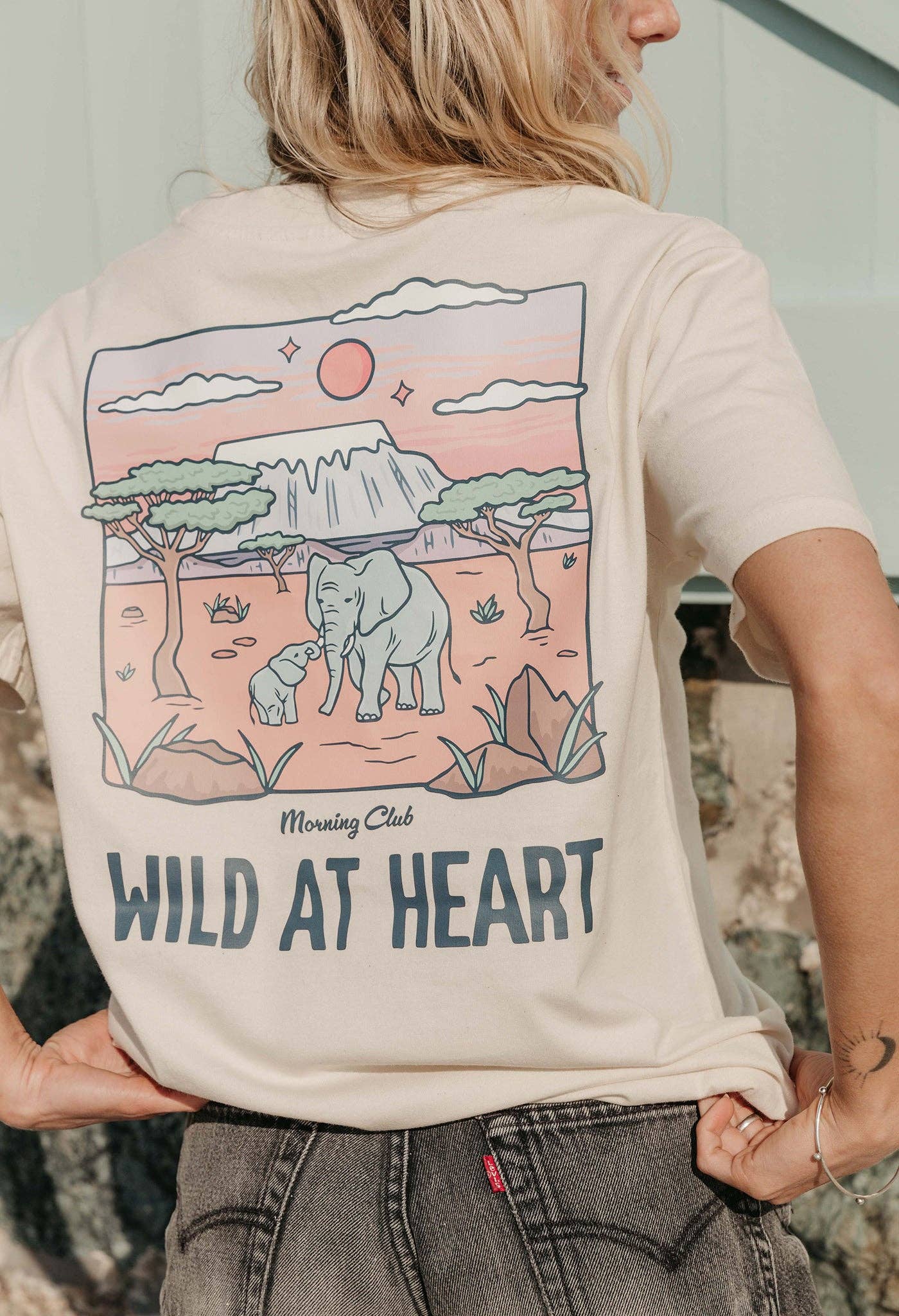 Morning Club Clothing – wholesale T-shirt (graphic) – unisex – Wild At Heart Organic Cotton T-Shirt0