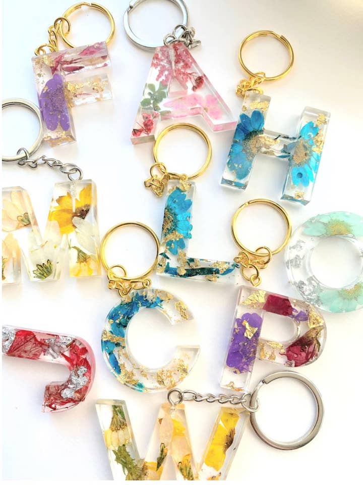Letter Keychain with flowers for wholesale by Gifts By Nathalie Lane
