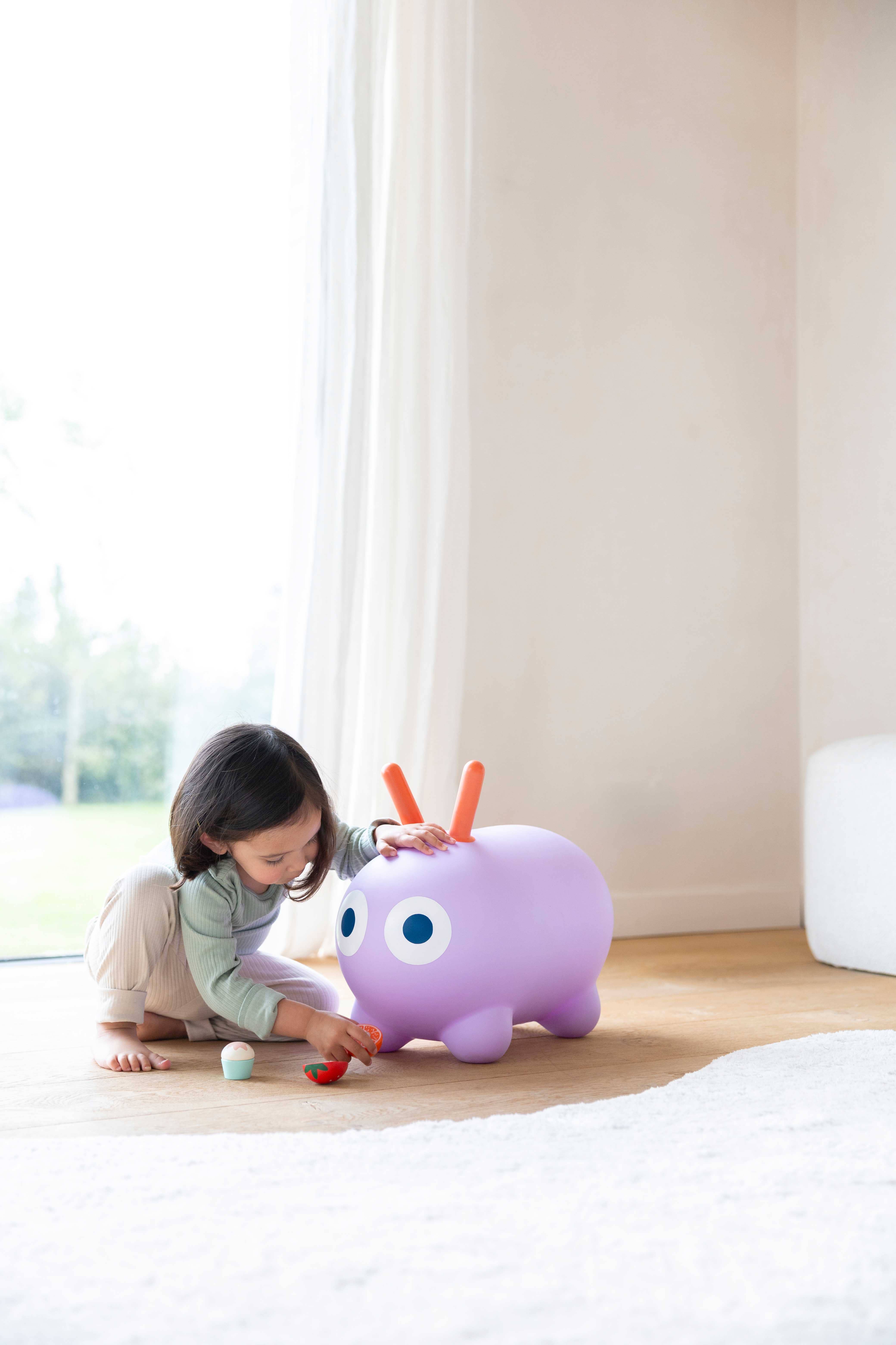 Quut Toys - Wholesale Inflatable Toy - Kids & Baby - Quut Skippi - A bouncy friend just for you! 18