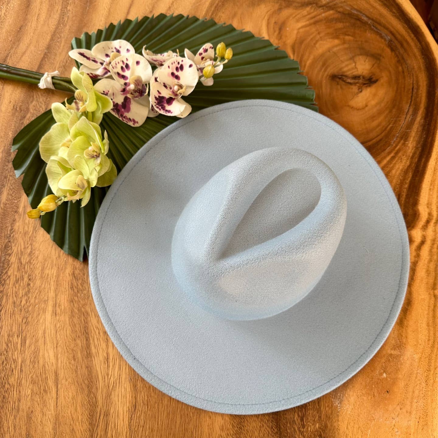 One and Only Accessories - Wholesale Fedora - Women's - Best seller Fashion Classic Wide Brim Felt Hat New Color25