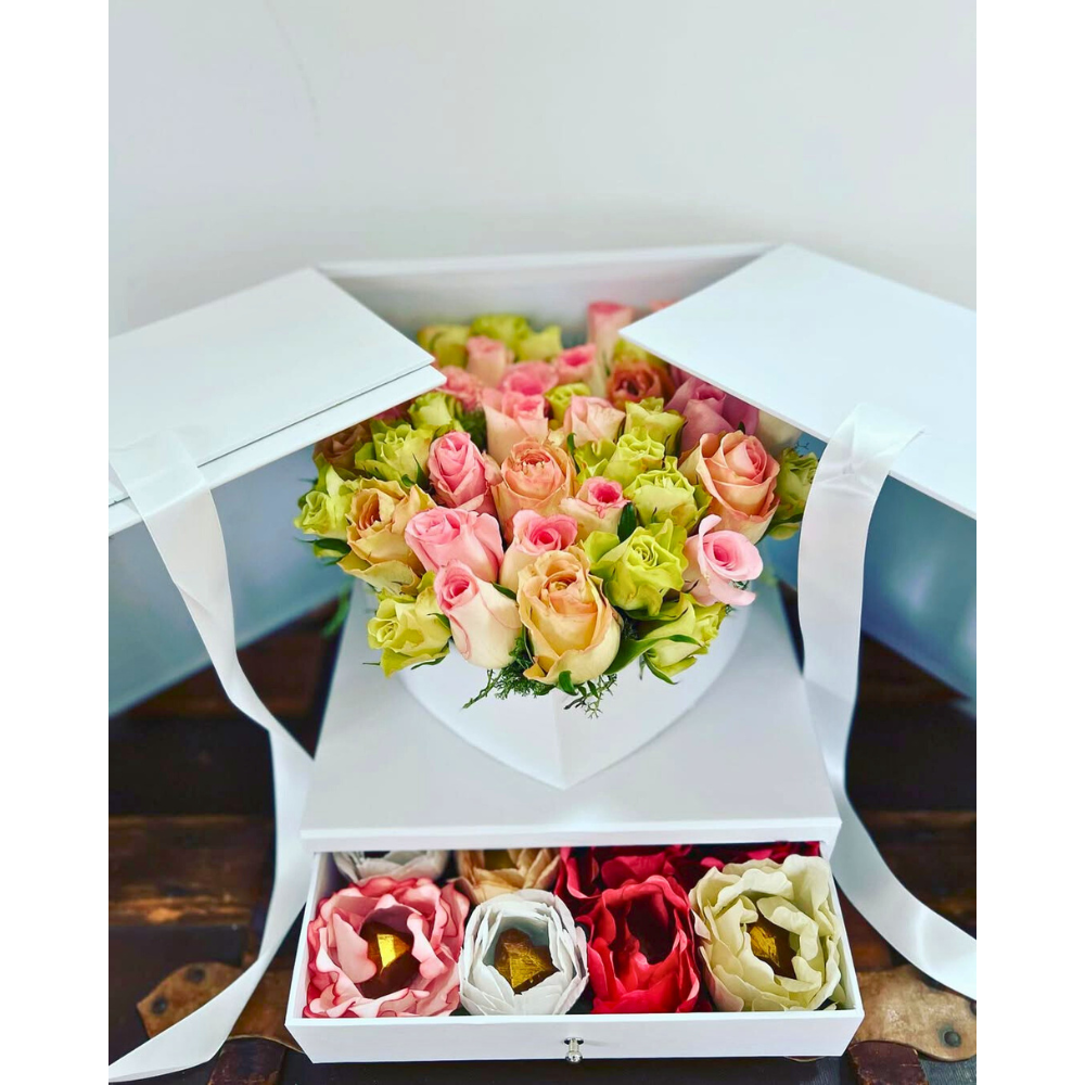 UNIKPACKAGING – Großhandel Geschenkboxen – Große quadratische Überraschungs-Blumenschachtel – mit Plastikeinsatz5