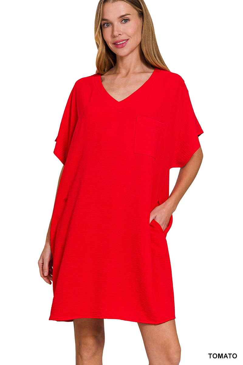 42POPS – wholesale Klänning - Dam – .Woven Airflow V-ringad T-shirtklänning med fickor6