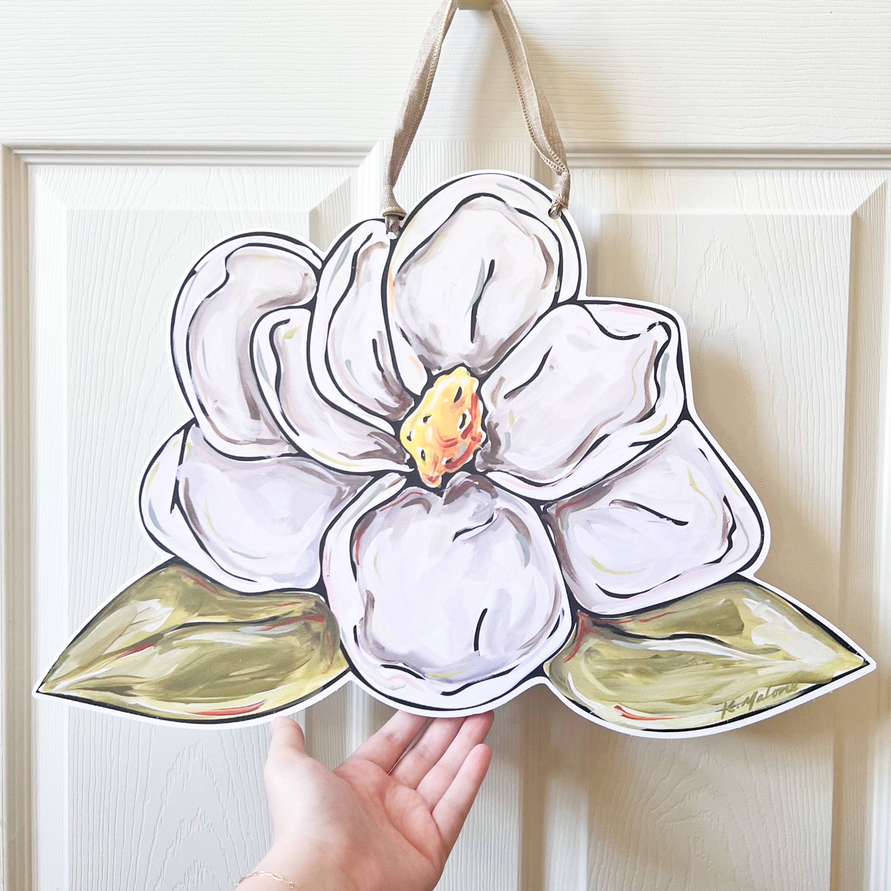 Home Malone - Vente Affichette de porte - Accroche-porte Magnolia - Décoration d'extérieur florale du sud1