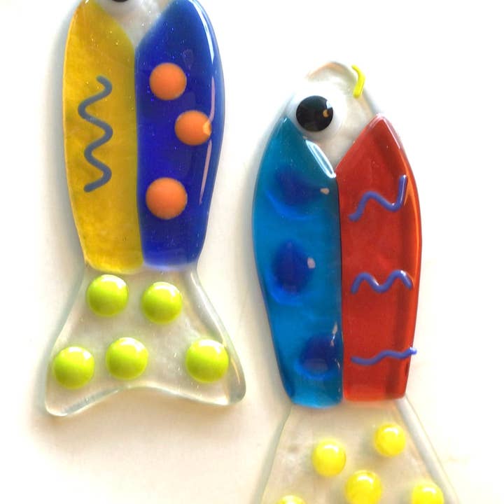 Small Fry Glass fish sun catcher for wholesale by Fish Tales