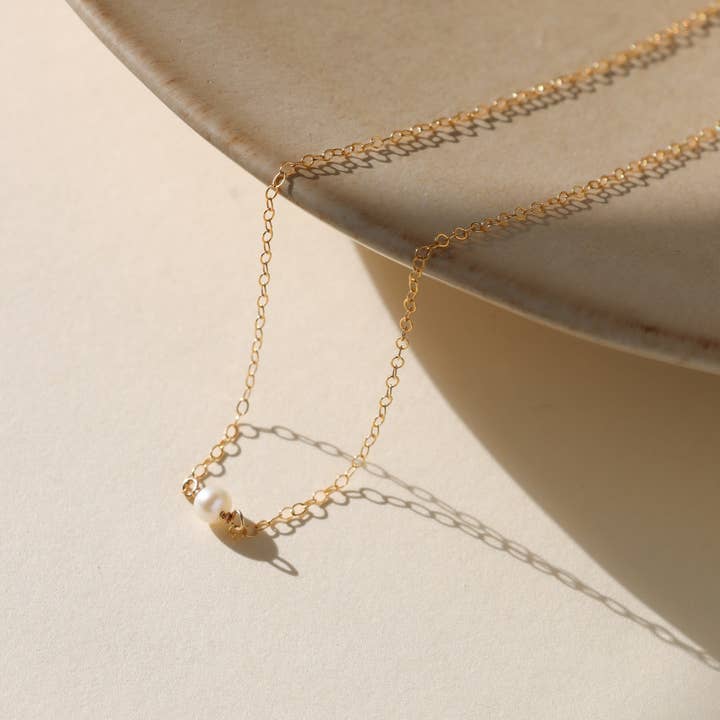 Mini Pearl Halsband för wholesale av Token Jewelry