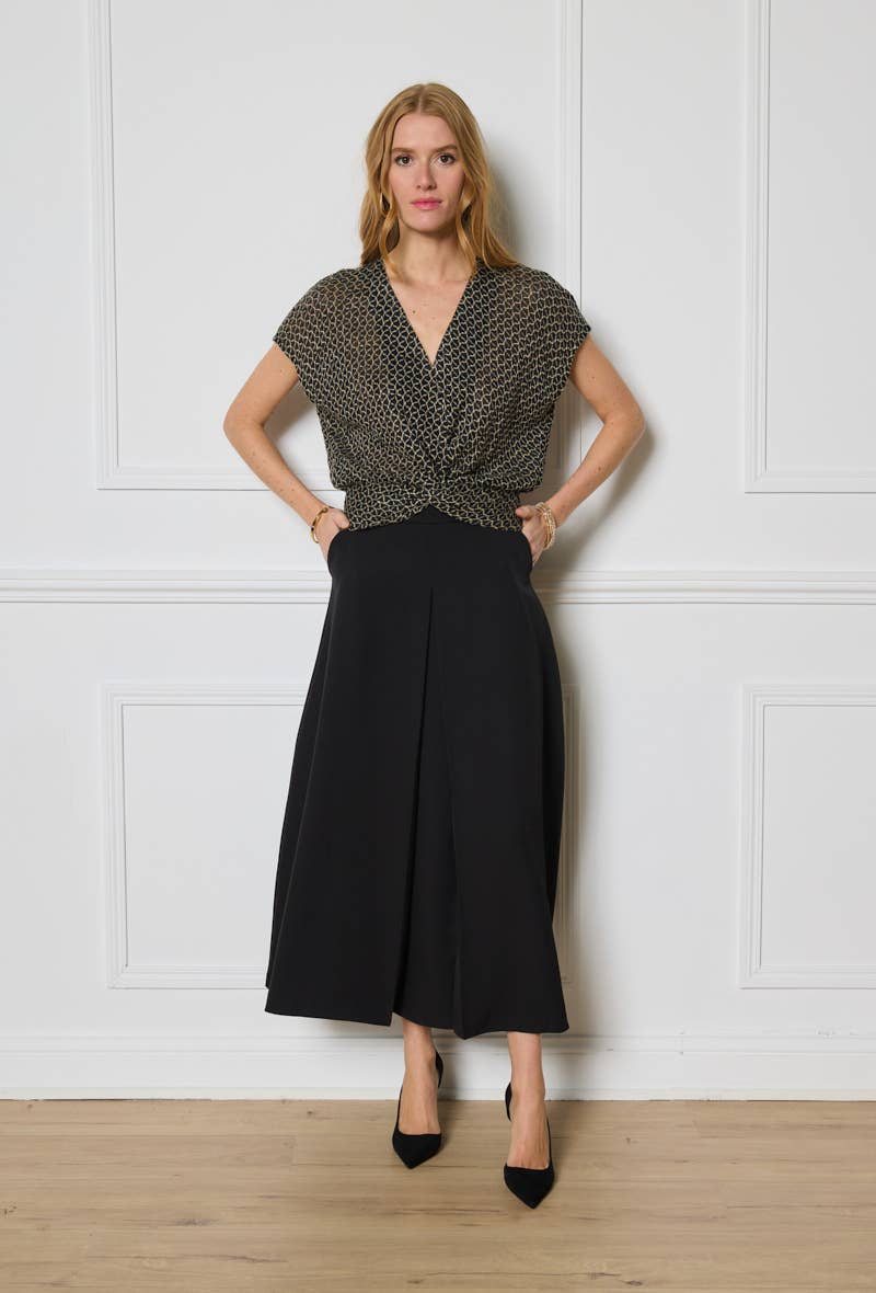 LULUMARY - Wholesale Blouse - Women's - Textured crop top H70018