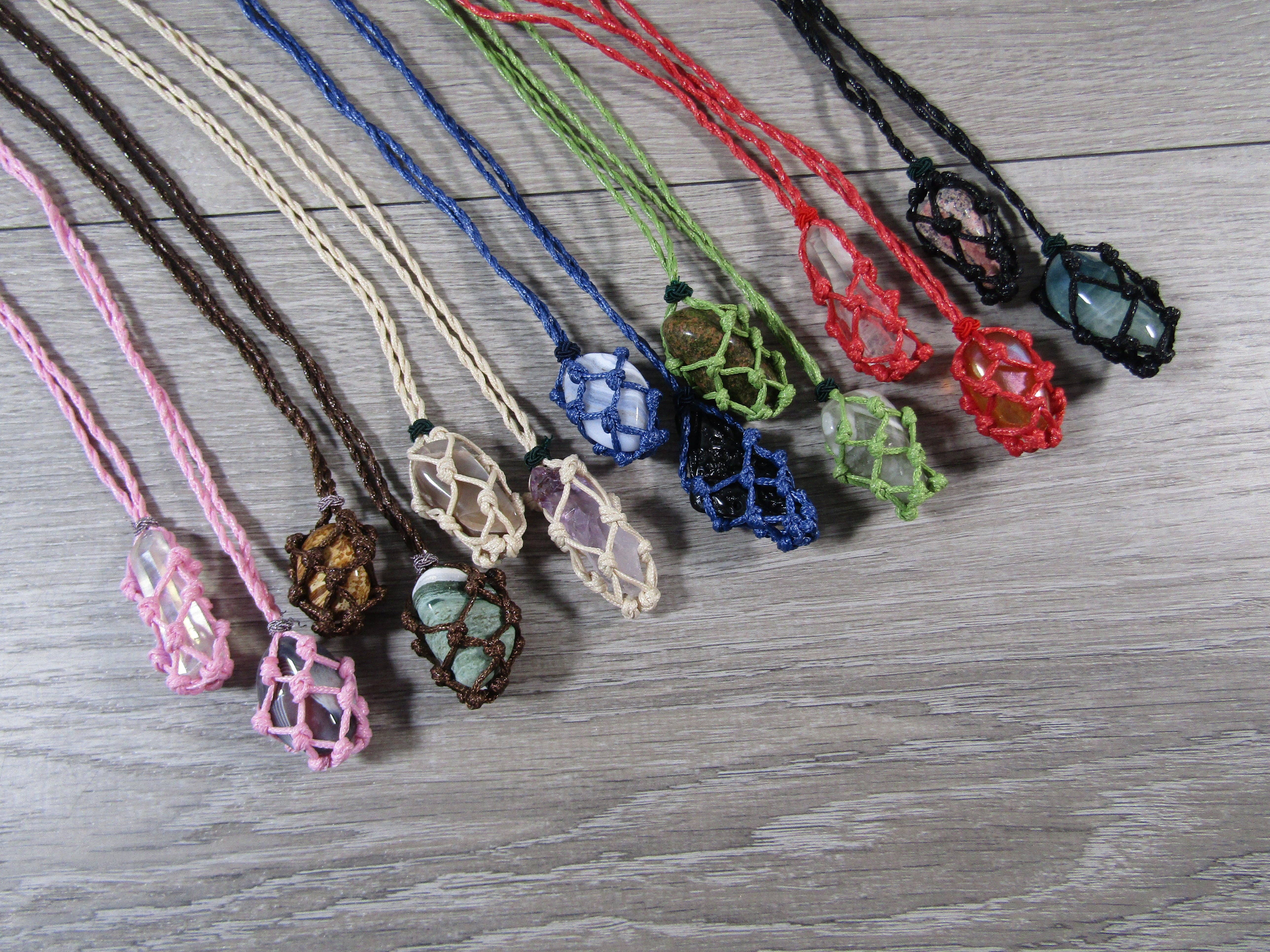 Keystone Crystals - Vente Colliers à pendentif - Collier en macramé réglable avec cage à cristal – Porte-pierre précieuse6