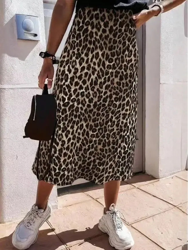 ESTEE BROWN - Wholesale Skirt - Women's - Satin printed long skirt - 6467-90