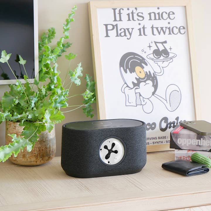 Steepletone UK Ltd - Vendita all'ingrosso Casse audio - MAGNA SOUND - Altoparlante Bluetooth unico e caricatore wireless1