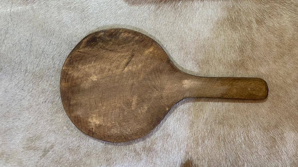 Luises Perez Imports LLC - Wholesale Cutting Board - #3 Round cutting board1