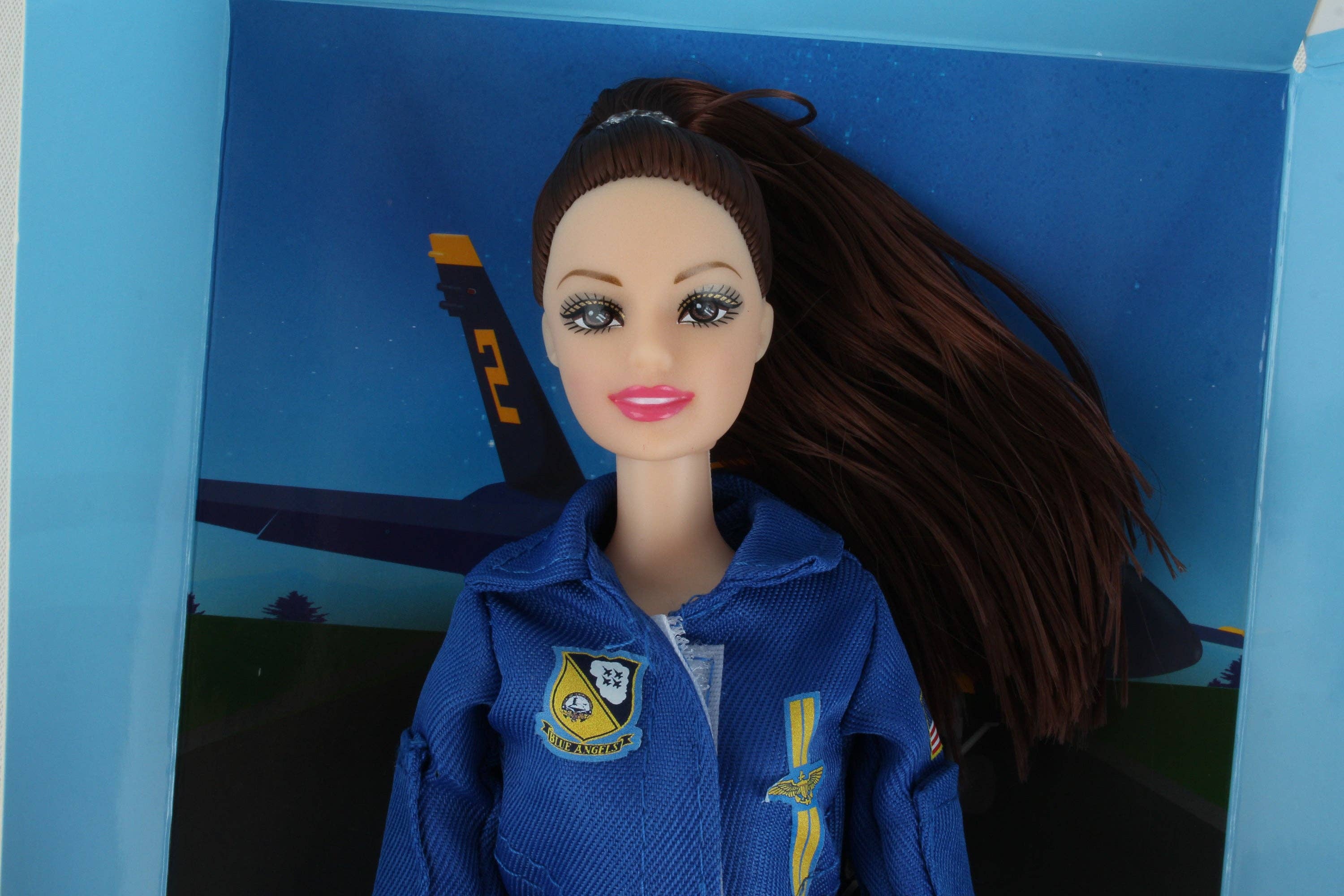 Daron Worldwide Trading - Wholesale Doll - Kids - DA381 Blue Angels Doll Female  by Daron Toys6
