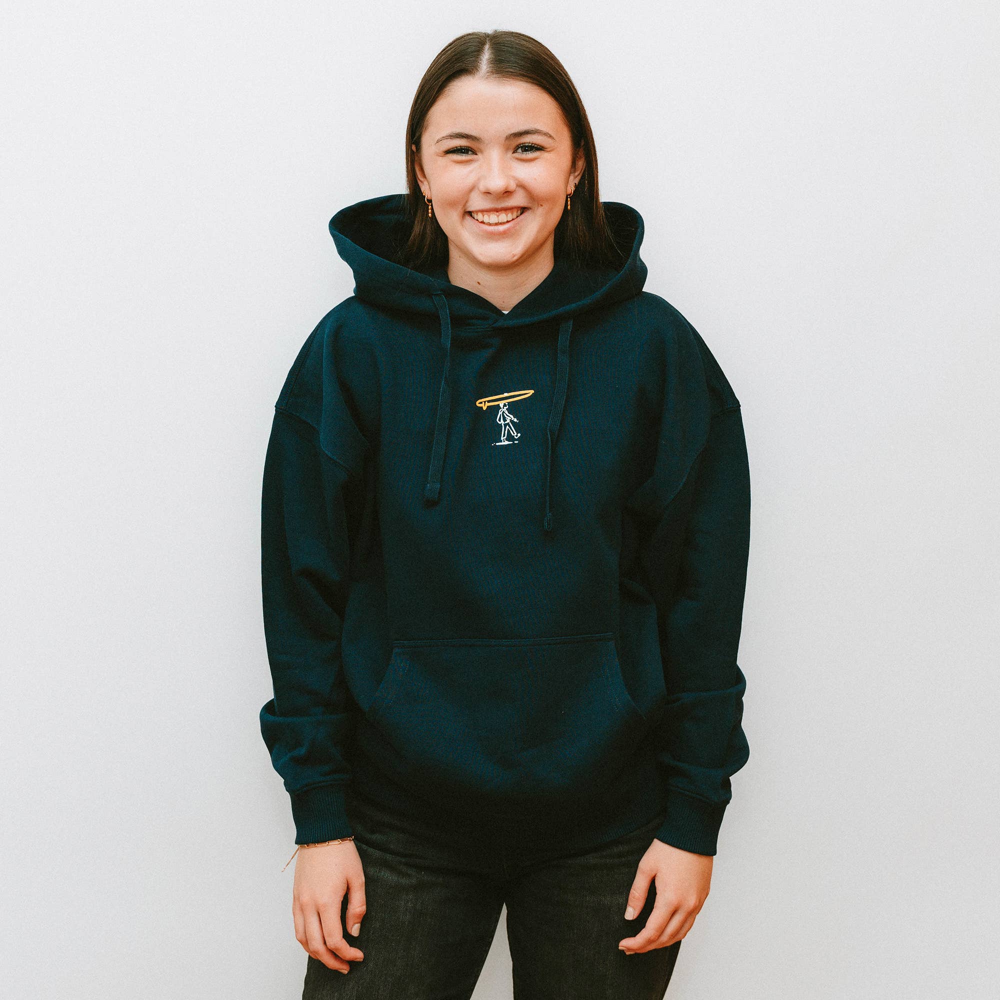 Hand und Feuer - Wholesale Hoodie - Uniseks - Oversized Hoodie – Sea You Next Year - Vanlife Surf Travel1