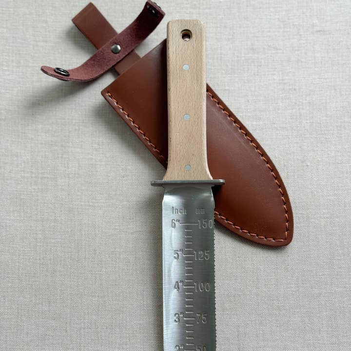 Laura Hooper Design House - Wholesale Garden Tool - Wood Handle Hori Hori Knife0