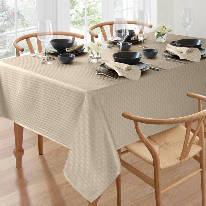 Threadmade Home - Wholesale Tablecloth - Lenox Olivia Tablecloth9