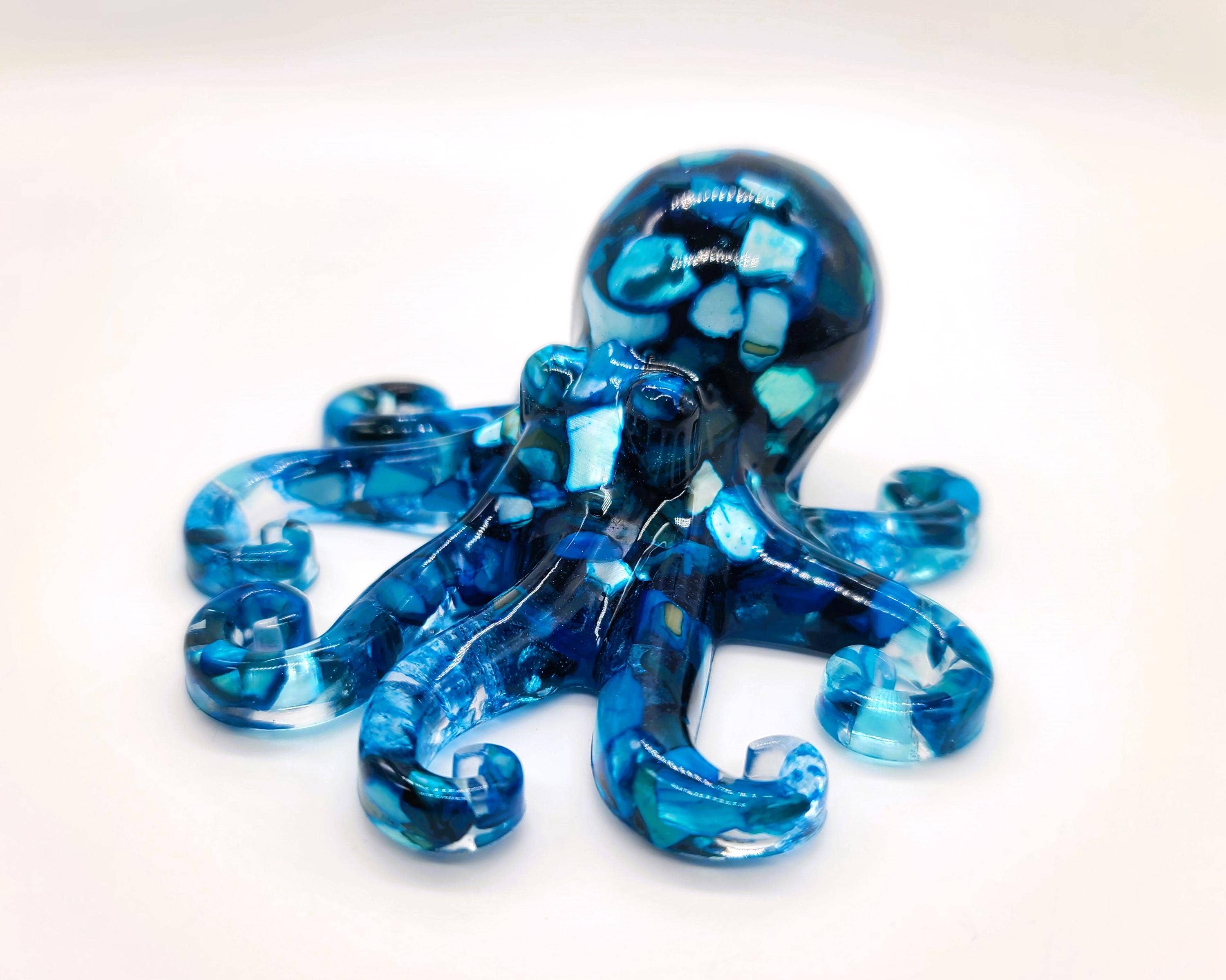 Slightly Askew Art - Wholesale Decorative Tabletop Object - Eco-Friendly Epoxy Resin Octopus with Crushed Sea Shells3