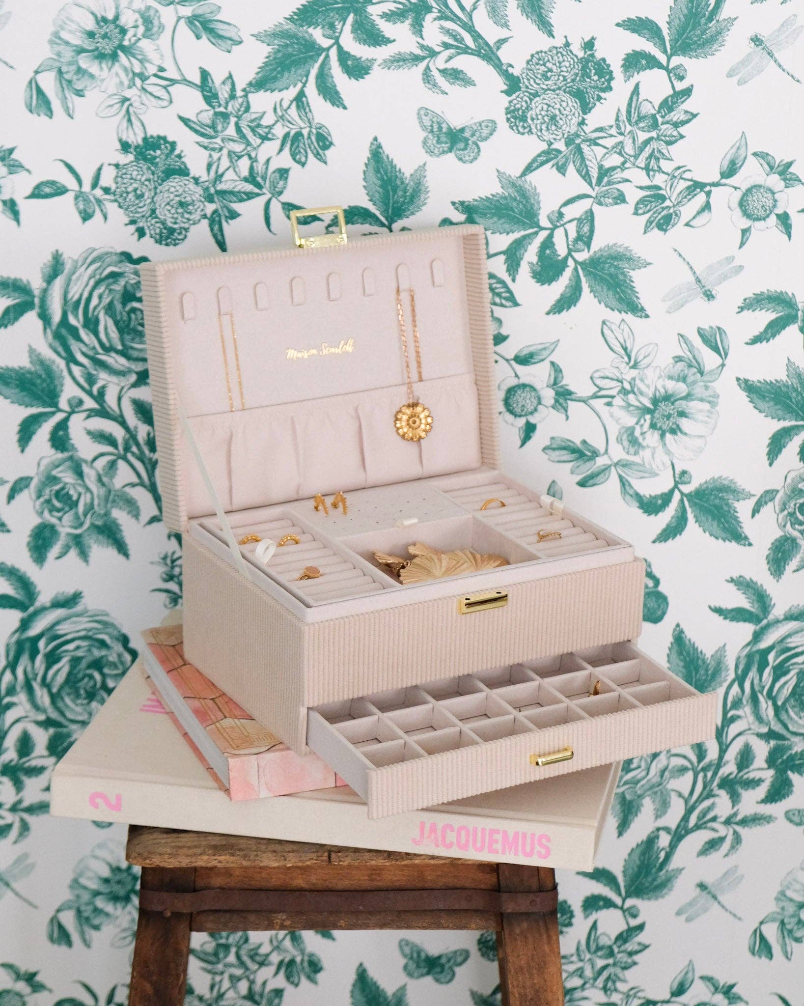 Maison Scarlett – wholesale Smyckeskrin och organisatörer – Denise smyckeskrin i Manchester1