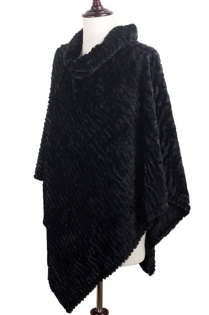 Hana - Wholesale Poncho - Women's - Stripe Pattern Faux Fur Poncho16