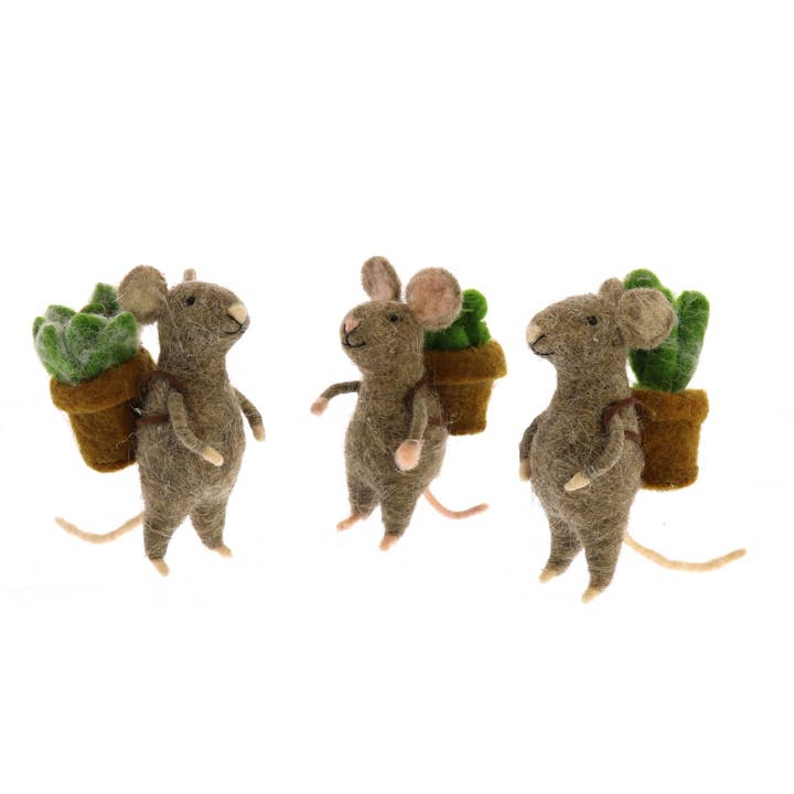 HomArt - Wholesale Decorative Figurine - Mice with Succulents, Set of 31