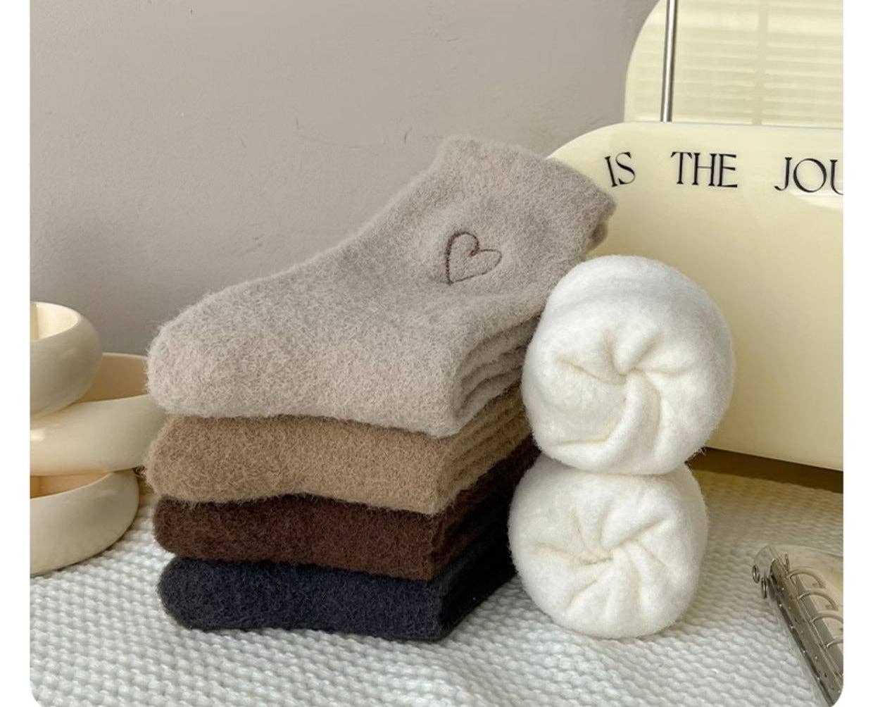 Gohobi （We cover U.S. import duties） - Wholesale Socks - Women's - Gohobi Warm Velvet Heart Socks13