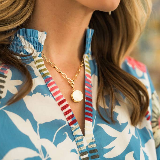 Shiver + Duke - Venta al por mayor Collares con colgantes/abalorios - Collar con medallón de nácar2