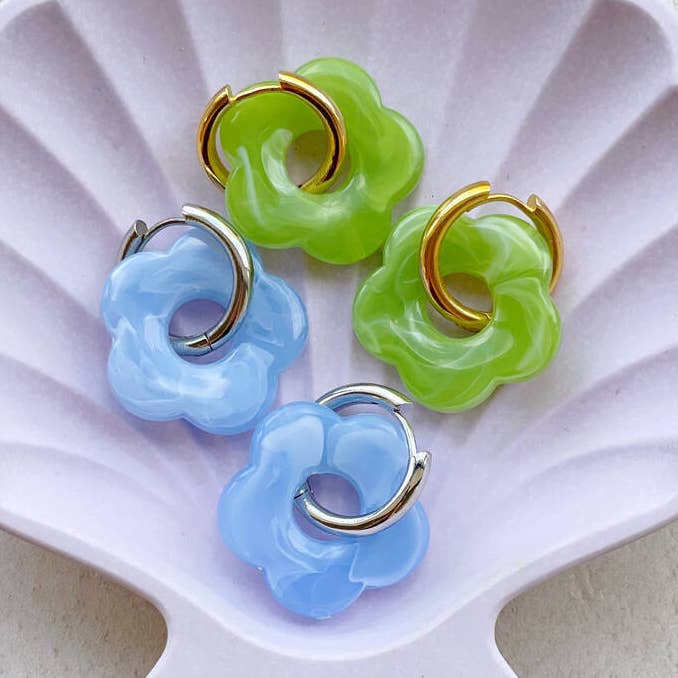 Lucent Studios Ltd - Wholesale Huggie Earrings - Resin Flower Huggie Hoop Earrings5