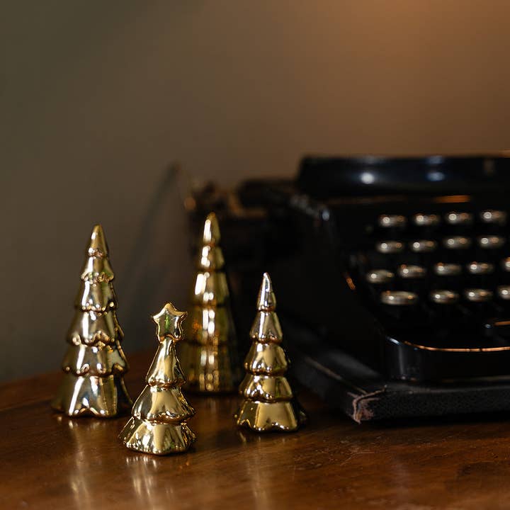 We Love Seasons EU - Wholesale Christmas Decoration - Scalloped Gold Christmas Tree1