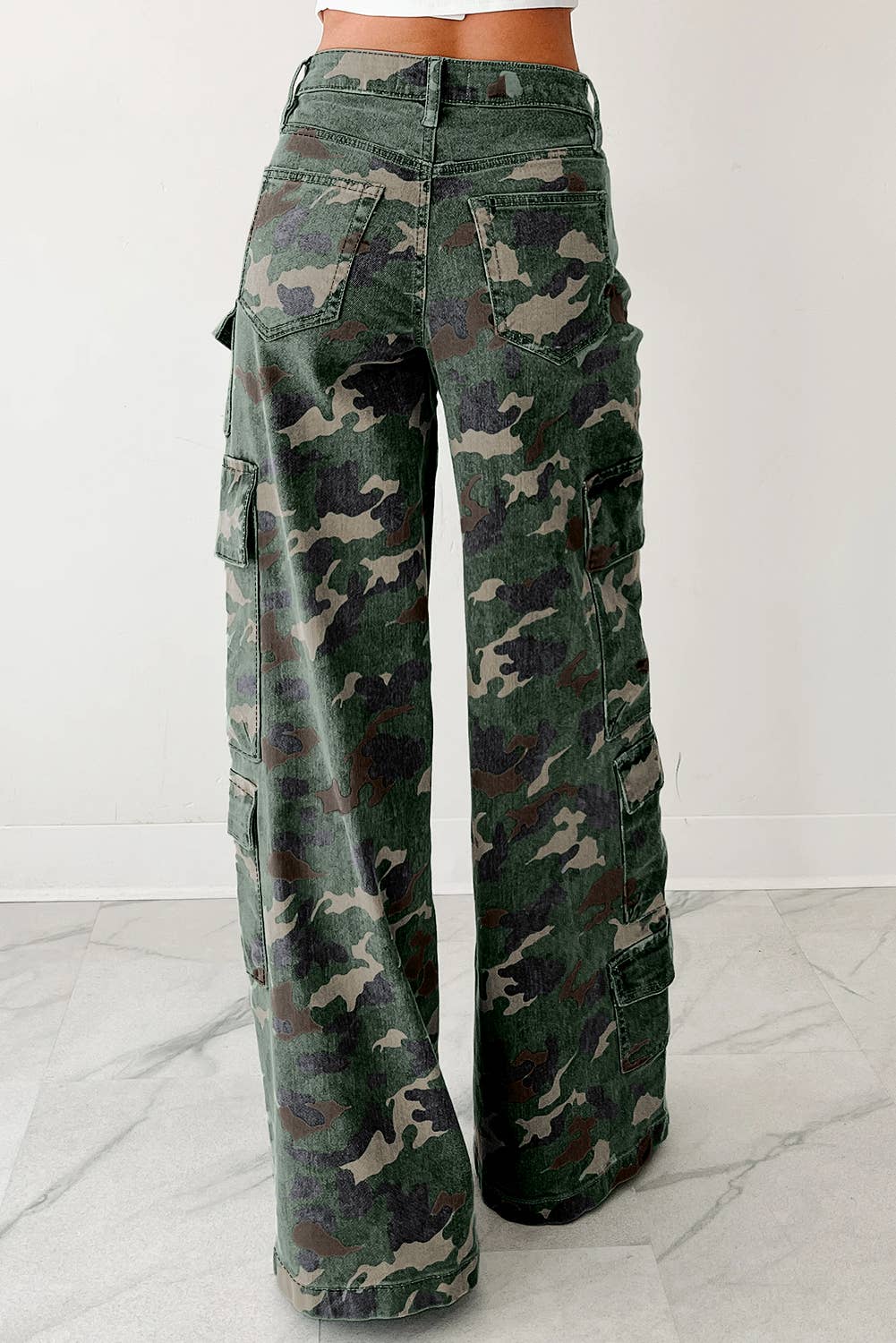 Lovesoft - Vente Pantalon – femme - Pantalon cargo large en denim camouflage vert6