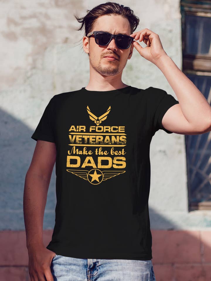 Emogifts – Engroshandel T-shirt med print - Herre – Fars dag Air Force Veterans Dad T-shirt