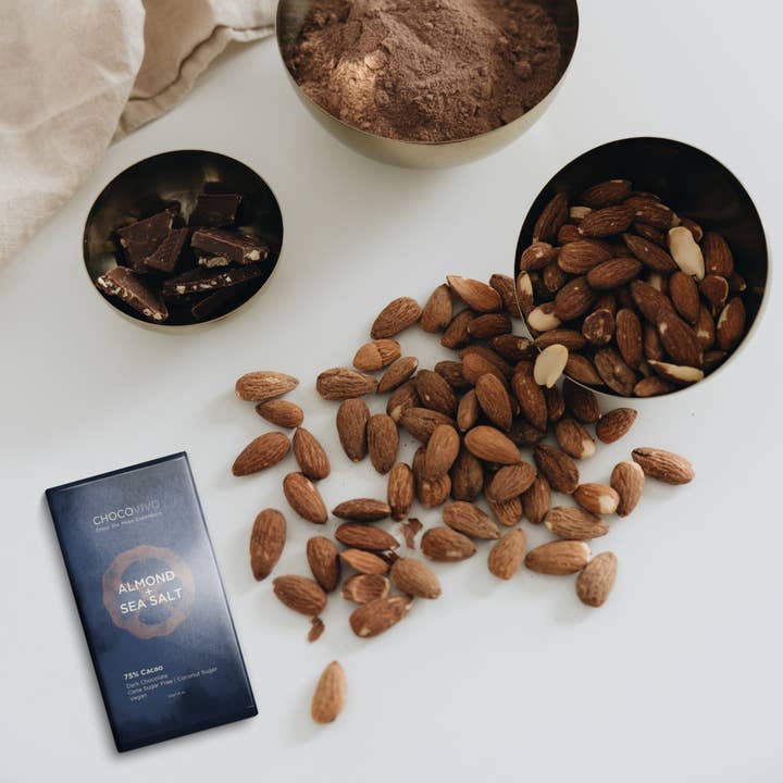 ChocoVivo - Wholesale Chocolate Bar - 75% Cacao Almond & Sea Salt Dark Chocolate Bar