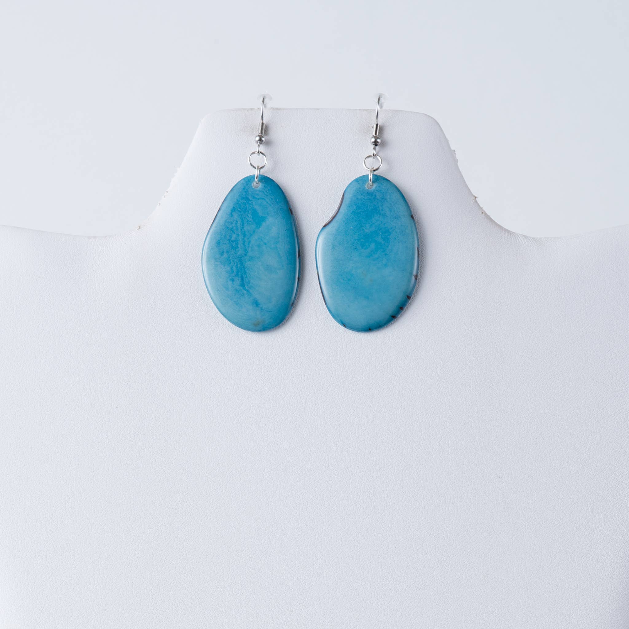 TaguArtsy - Wholesale Hangende/ronde oorbellen - Tagua Slice milieuvriendelijke oorbellen35