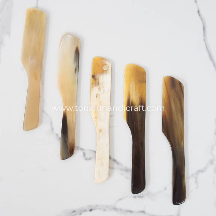 Tonkin Handicraft - Wholesale Cheese Spreader - Horn Butter Spreader 1