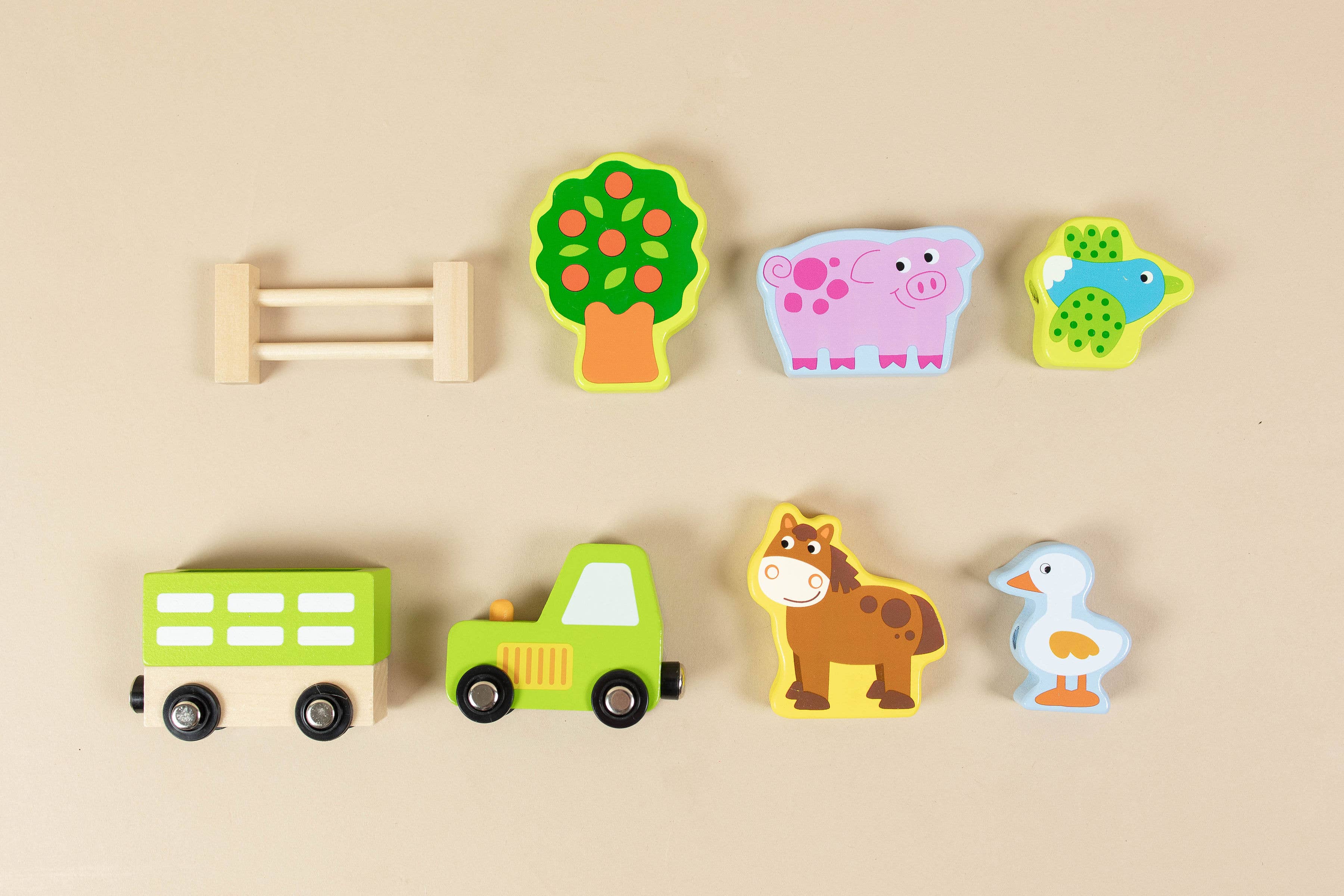 Spirit 'N Sprout - Wholesale Toy Set - Kids - CASE Farm Play Set Lacing Toy - Open-ended Scene8