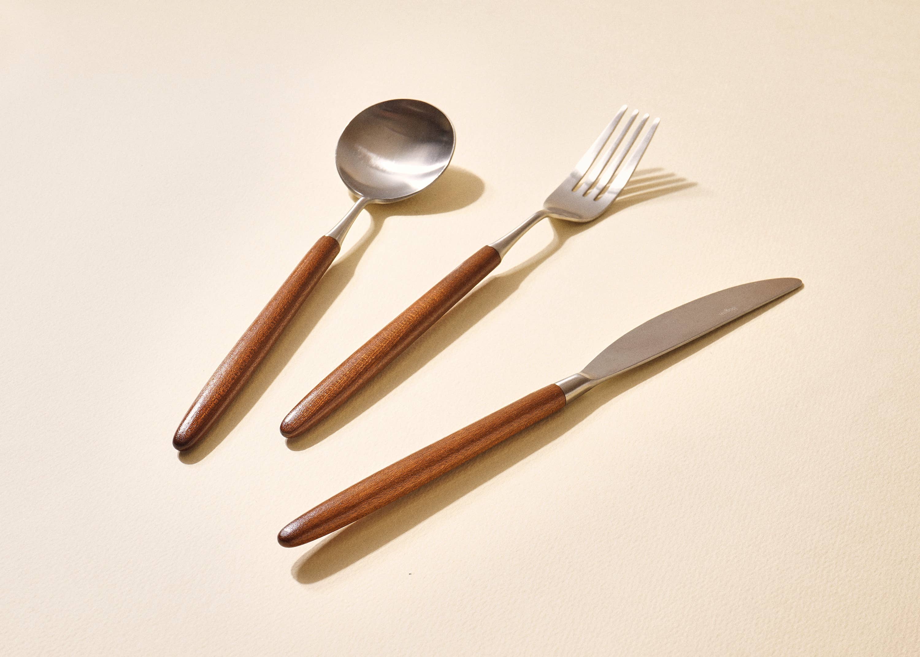 Korea Table - Wholesale Assorted Cutlery Set - Honey Maple Cutlery21