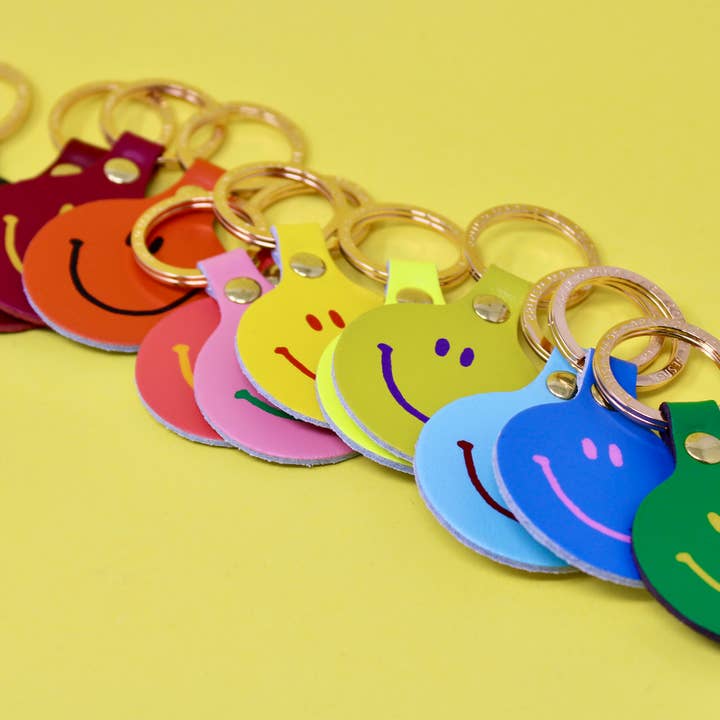 Ark Colour Design - Wholesale Keychain - Unisex - Feeling Lush Smilie Face Key Fob