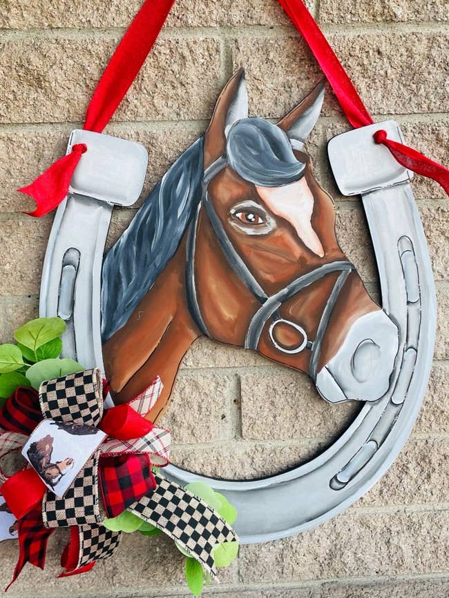Derby Realistic Horse in Horseshoe for wholesale by Chelle Belle's Creations