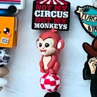 TrendyKeys - Wholesale Keychain - Women's - TrendyKeys Zipper Pull Keychains11