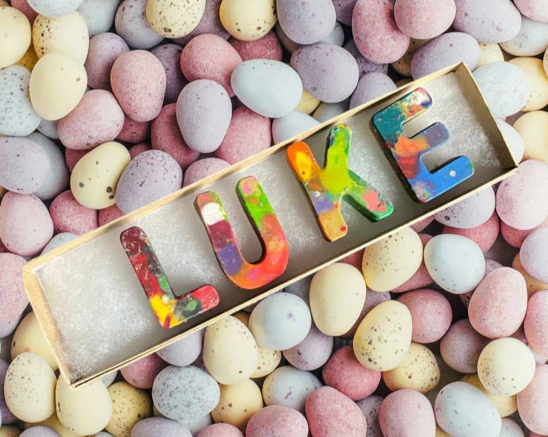 Snazzy Crayons - Wholesale Party Favor - Personalized Crayon Names, Party Favors - Sold by Letter1