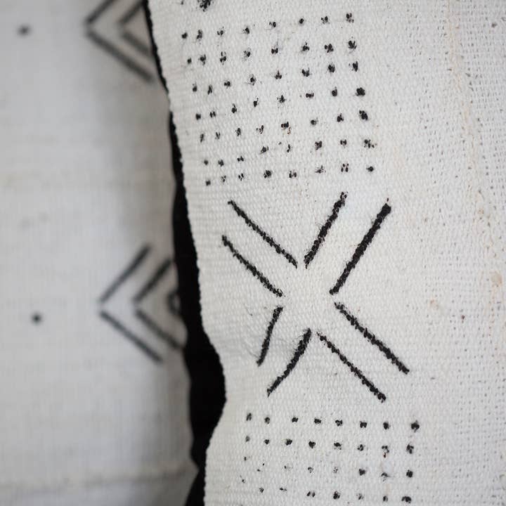 Craft Enterprises - Wholesale Throw/decorative pillow - Large White Mudcloth Cushion11