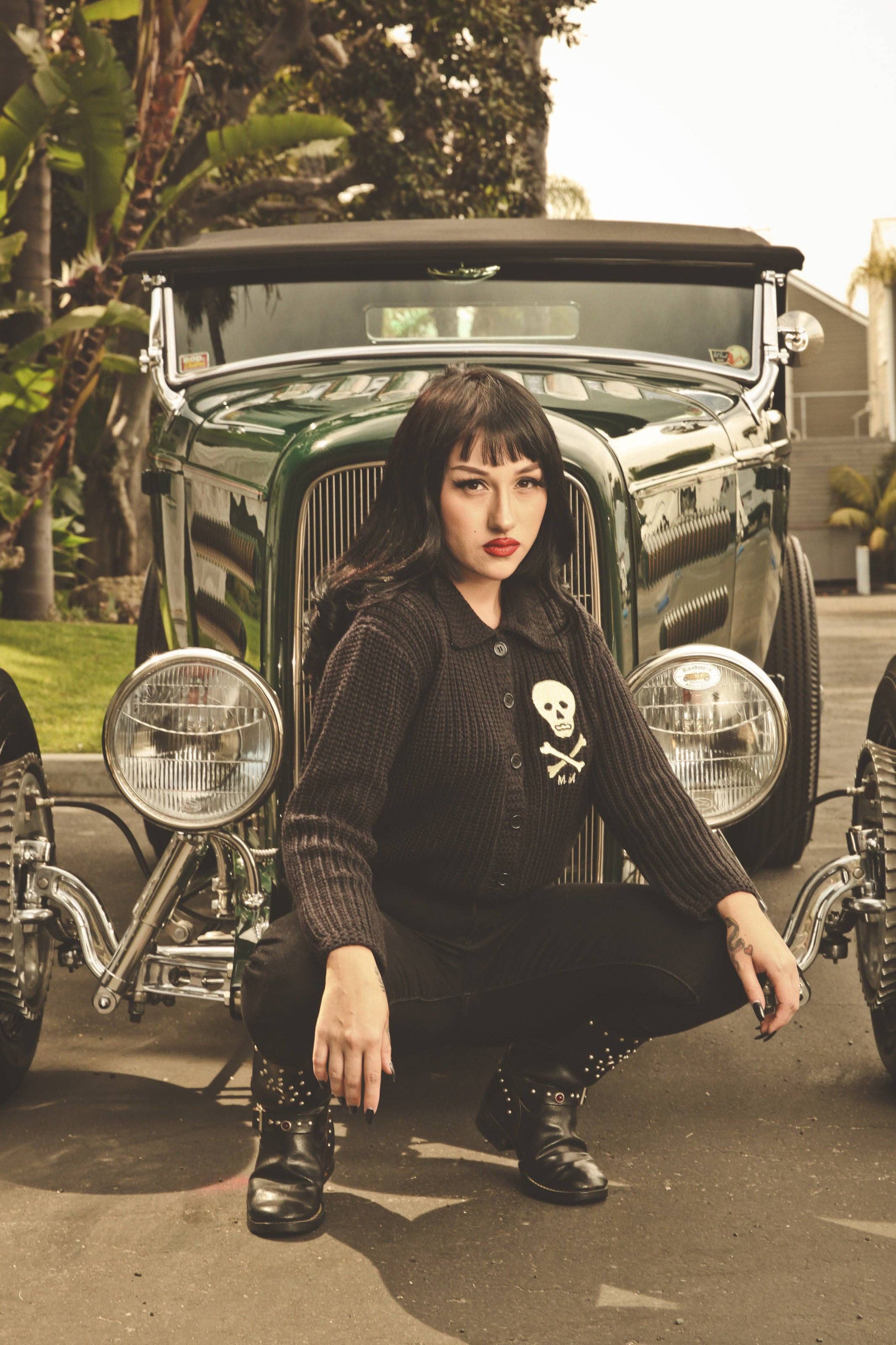 Mischief Made – Pulôver - Mulher por atacado – Camisola Collared MM Skull MN Cropped em Preto5