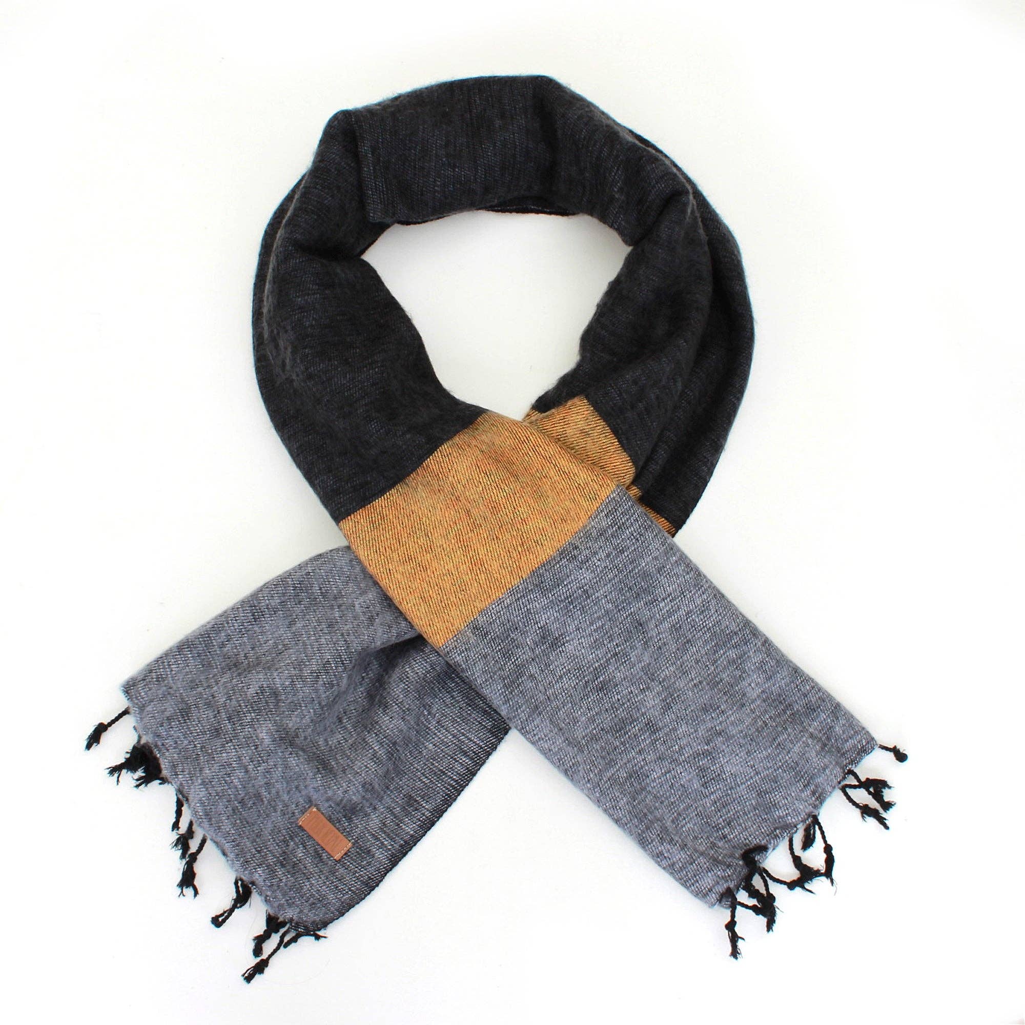 WeeSkins Holland - Wholesale Scarf - Women's - Pure Nepal Shawls & Wraps19