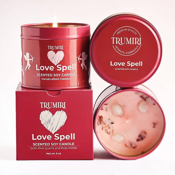 Love Spell Soy Wax Candle with Crystals, Rose Petals for wholesale by TRUMIRI