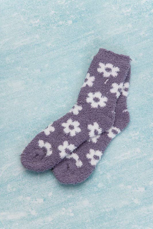 JOSSLYN by wall to wall - Wholesale Socks - Women's - WARM CORAL FLEECE PLUSH DAISY FUZZY SOCKS | 40S020472