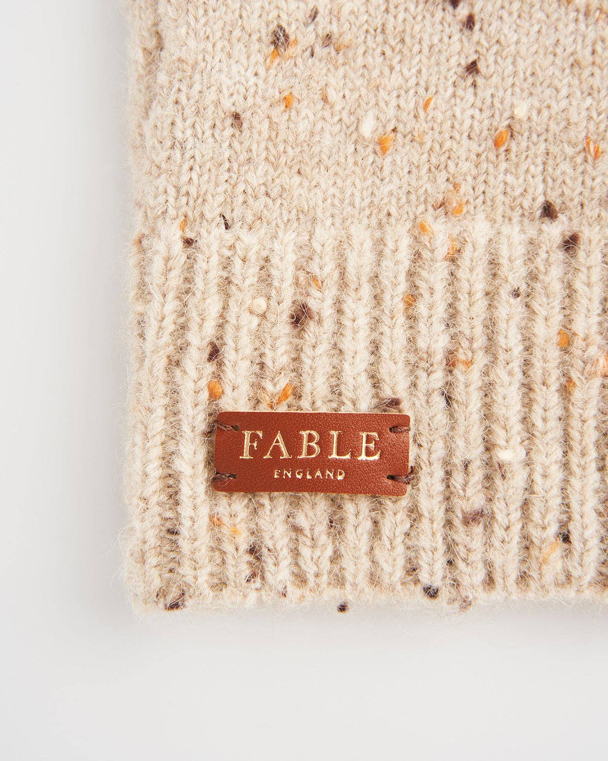 Fable England – wholesale Gloves – Women's – EU & US ONLY Flecked Yarn Taupe Fingerless Gloves4