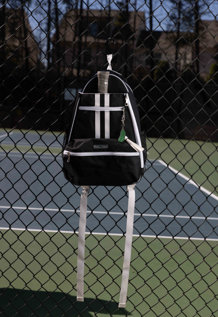 Fresh Pickle – wholesale Sports bag – Unisex – Teddi Pickleball Backpack Black/White6