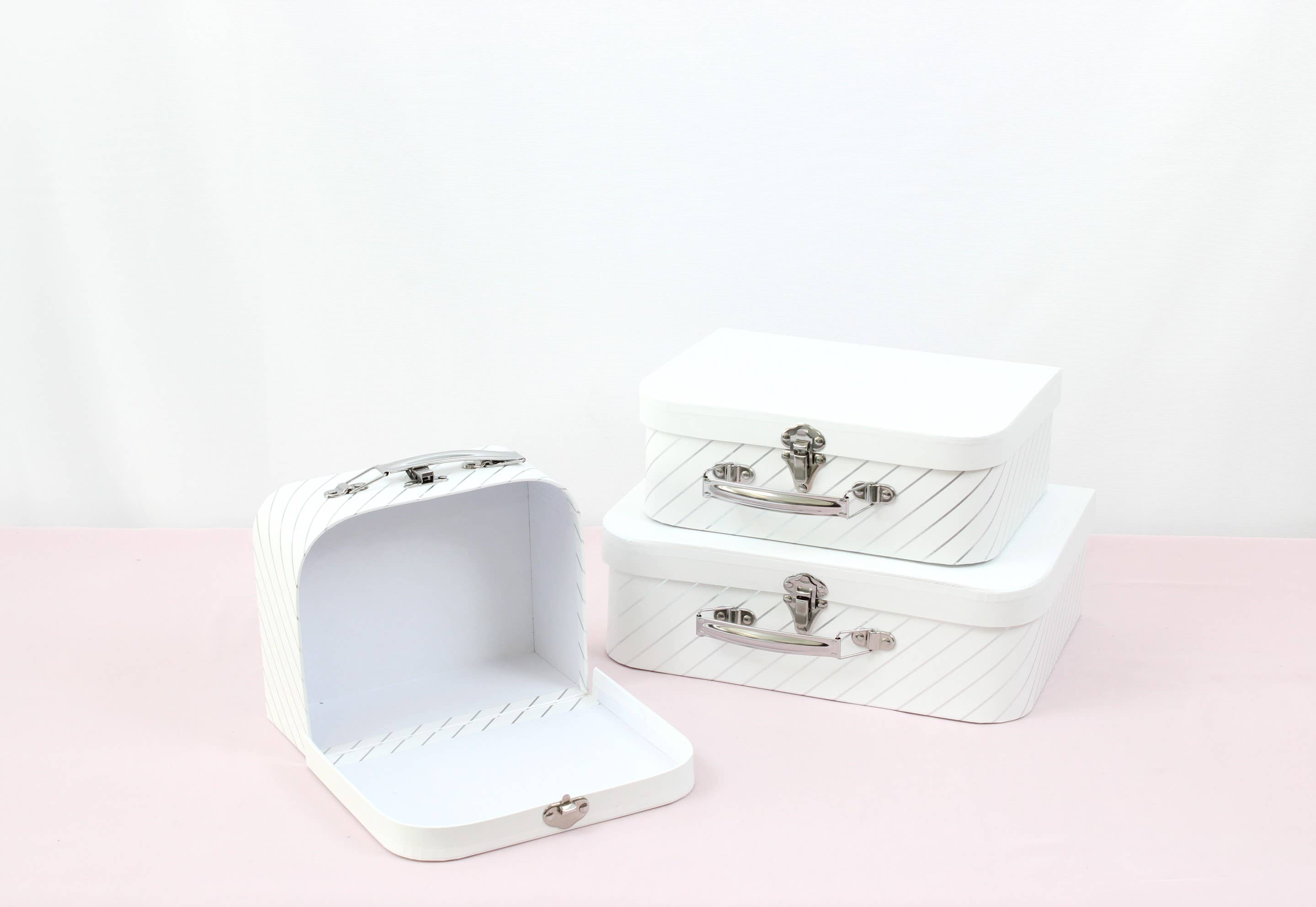 Elegant Design Supply – wholesale Gift box – Gold Stripe Suitcase Flower Gift Box1